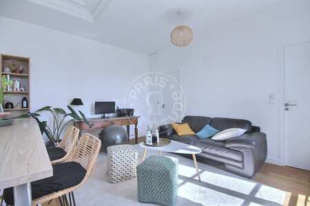 Sala Apartamento mobilado - 39m²  - 1 quarto - Place de Clichy - Paris
