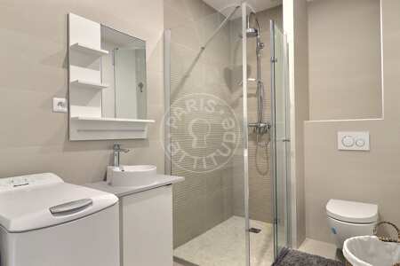 Badezimmer Möblierte haus - 110m²  - 4 Zimmer - Gambetta - Paris