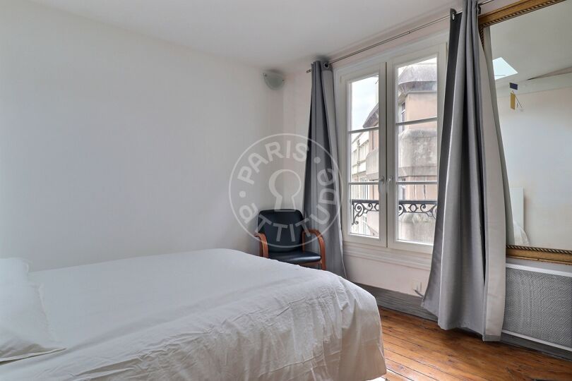 1 locale arredato - Parigi 75018 - 15166