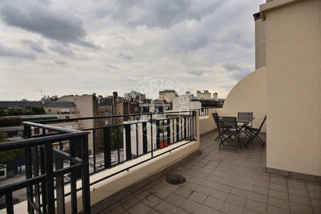 Terrace Furnished studio - 23m²  - Convention - Paris