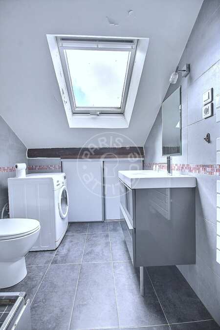Salle de bain Studio meublé - 27m²  - Denfert Rochereau - Paris