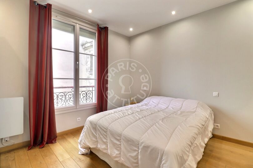 Furnished 2 bedrooms - Paris 75007 - 15200