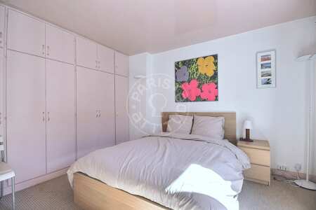 Camera da letto Mansardato arredato - 35m²  - République - Parigi