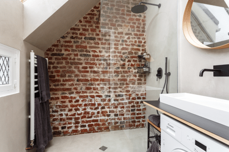 Salle de bain Appartement meublé - 34m²  - 1 chambre - Montmartre / Place des Abbesses - Paris