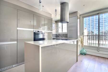 Kitchen Furnished apartment - 70m²  - 2 bedrooms - Levallois-Perret