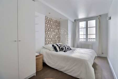 Bedroom Furnished apartment - 45m²  - 1 bedroom - Poissonnière - Paris