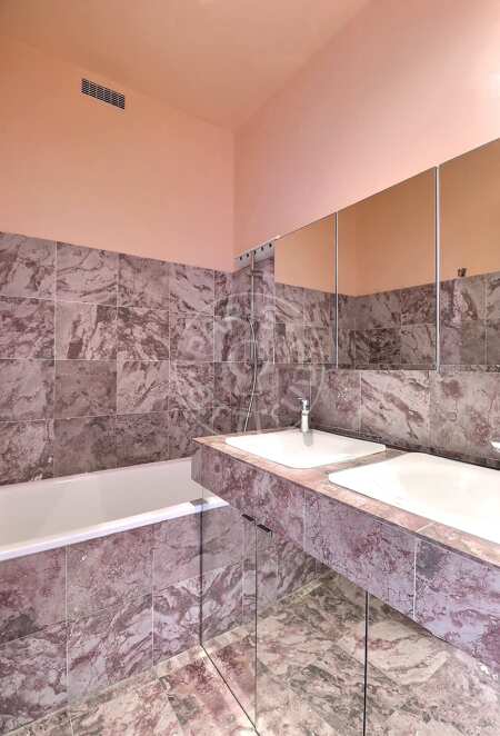 Salle de bain Appartement meublé - 109m²  - 2 chambres - Mirabeau - Paris