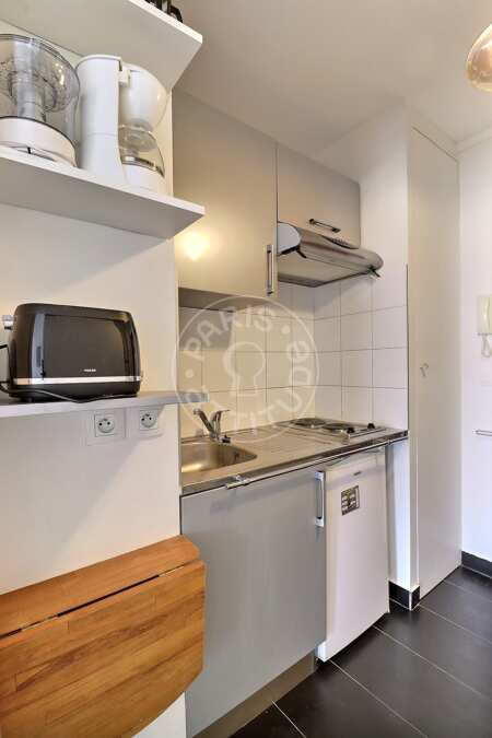 Cocina Estudio amueblado - 25m²  - Nation - París