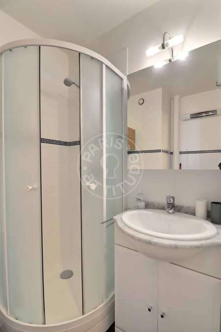 Baño Estudio amueblado - 25m²  - Nation - París