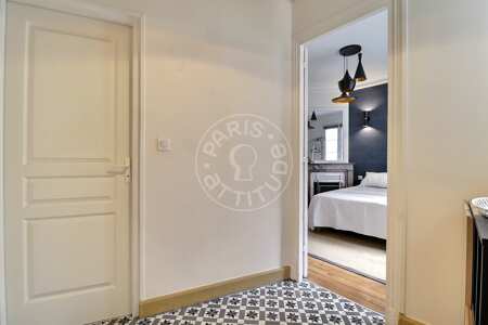 Entrance Furnished apartment - 47m²  - 1 bedroom - Temple - Paris
