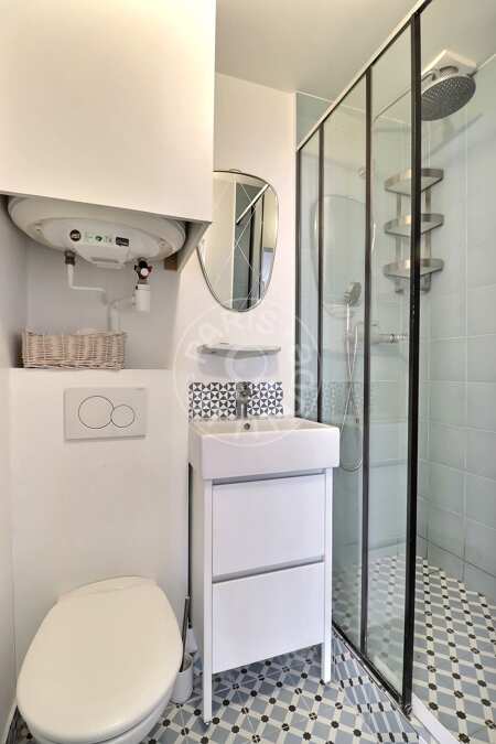 Casa de banho Apartamento mobilado - 27m²  - 1 quarto - Sacré-Cœur - Paris