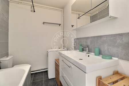 Bagno Appartamento arredato - 38m² - 1 locale - Place d'Italie - Parigi