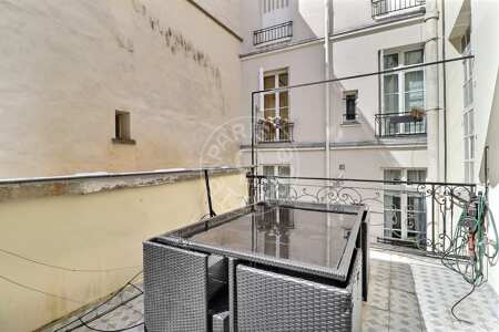 Terrace Furnished apartment - 28m²  - 1 bedroom - Ile Saint-Louis - Paris