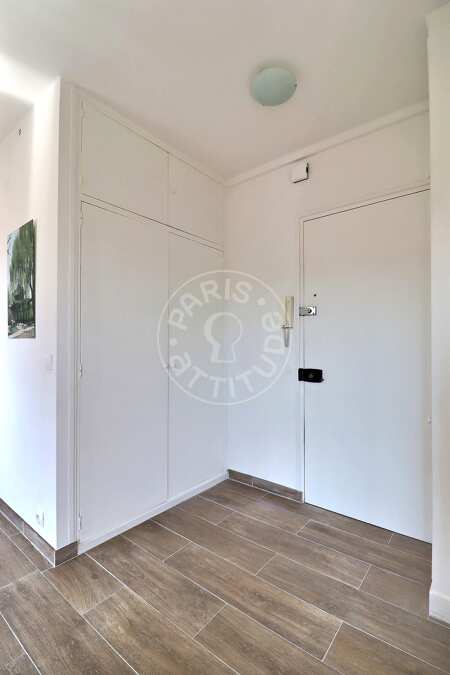 Entrance Furnished studio - 25m²  - Montmartre / Place des Abbesses - Paris