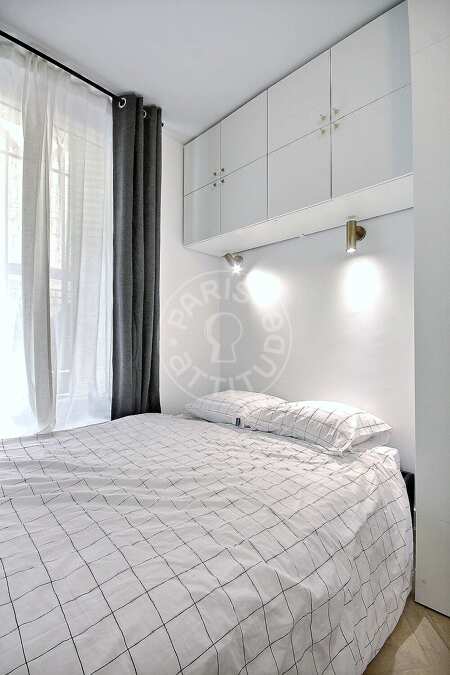 Bedroom Furnished studio alcove - 19m²  - Nation - Paris