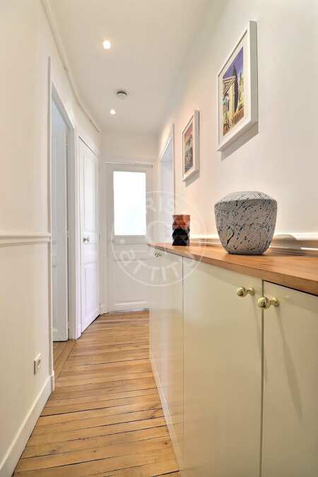 Entrée Appartement meublé - 47m²  - 1 chambre - Oberkampf - Paris