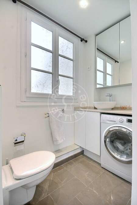 Casa de banho Apartamento mobilado - 42m²  - 1 quarto - Tour Eiffel - Paris