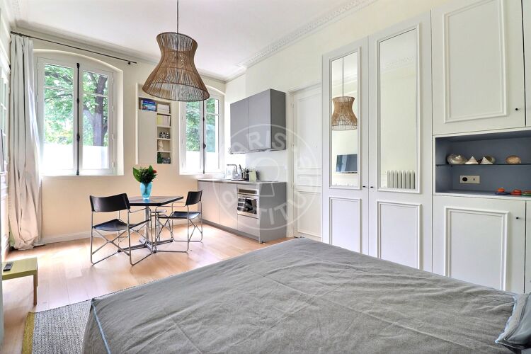 Sala - Quitinete mobiliado - Paris 75008 - 15277