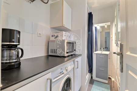 Bathroom Furnished studio - 22m²  - Gare de l'Est / Gare du Nord - Paris