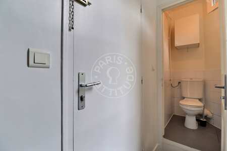 Toilet Furnished studio - 22m²  - Gare de l'Est / Gare du Nord - Paris