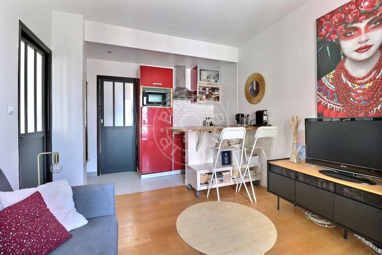 Salón - 1 dormitorio amueblado - París 75018 - 15285