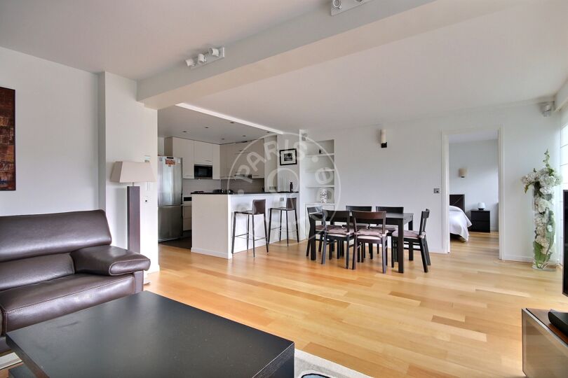 Furnished 3 bedrooms - Paris 75007 - 15289