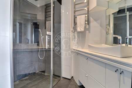 Bathroom Furnished apartment - 35m²  - 1 bedroom - Motte-Piquet Grenelle - Paris