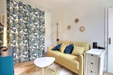 Living room Furnished studio - 13m²  - Batignolles - Paris