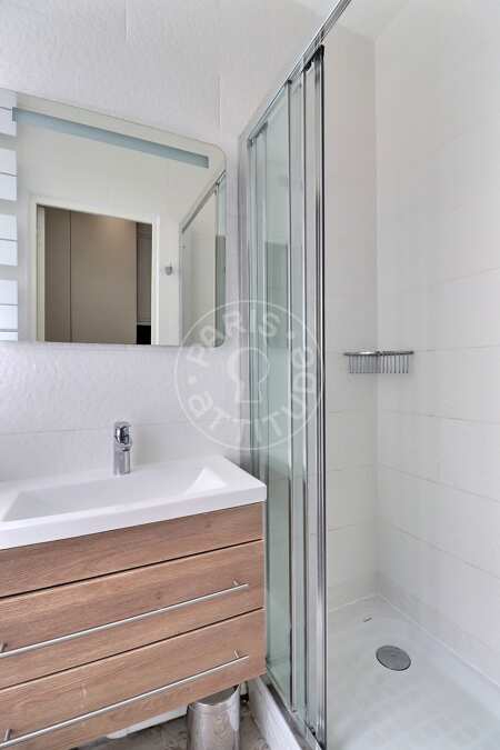 Bathroom Furnished apartment - 44m²  - 1 bedroom - Place des Vosges - Paris
