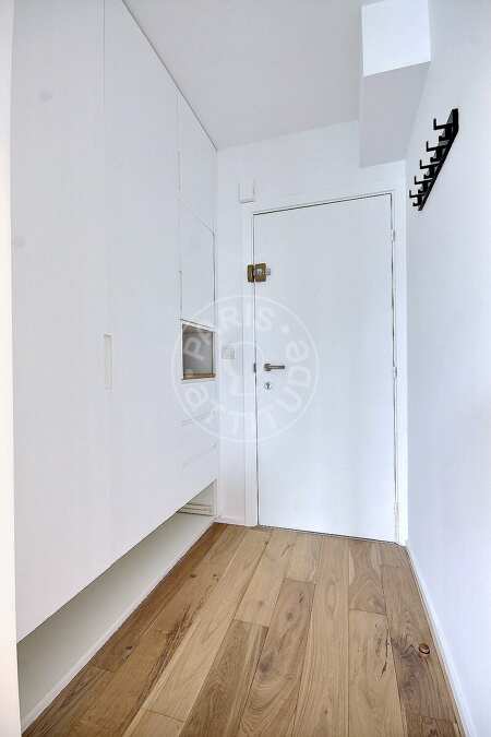 Entrée Studio alcove meublé - 31m²  - Tolbiac - Paris