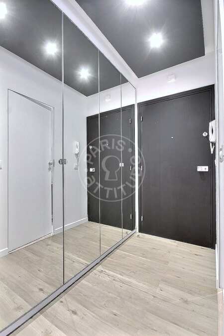 Entrance Furnished studio alcove - 27m²  - Temple - Paris