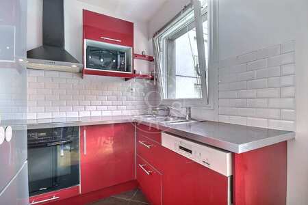 Kitchen Furnished apartment - 49m²  - 2 bedrooms - Porte de Champerret - Paris