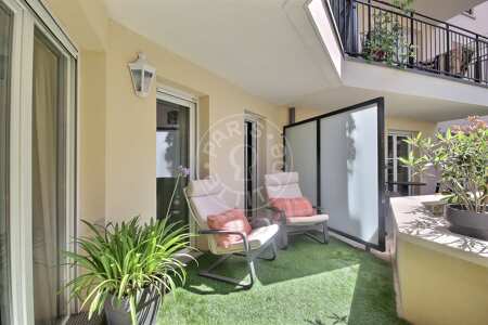 Terrazzo Appartamento arredato - 62m²  - 2 locali - Puteaux