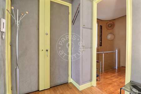 Entrada Apartamento mobilado - 120m²  - 3 quartos - Montmartre / Place des Abbesses - Paris