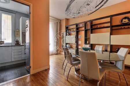 Sala de jantar Apartamento mobilado - 120m²  - 3 quartos - Montmartre / Place des Abbesses - Paris