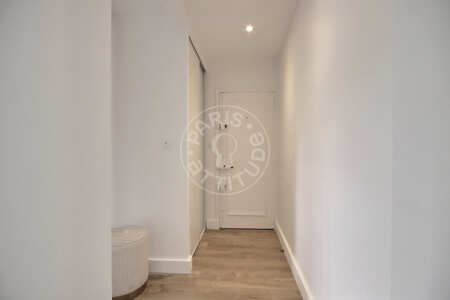 Entrée Appartement meublé - 44m²  - 1 chambre - Strasbourg Saint-Denis - Paris
