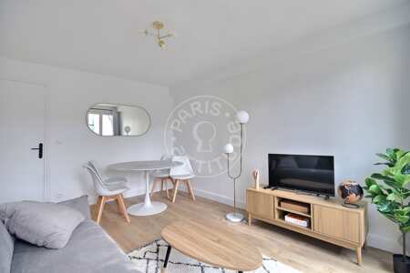Salon Appartement meublé - 44m²  - 1 chambre - Strasbourg Saint-Denis - Paris