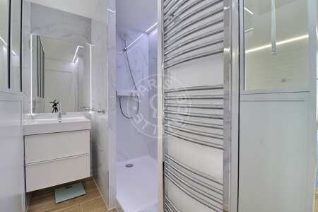 Salle de bain Appartement meublé - 42m²  - 1 chambre - Levallois-Perret