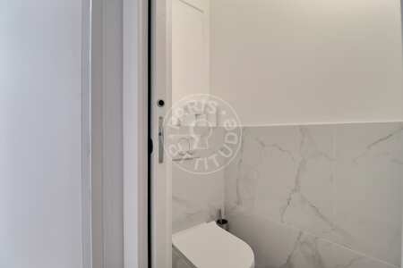 Toilettes Appartement meublé - 42m²  - 1 chambre - Levallois-Perret