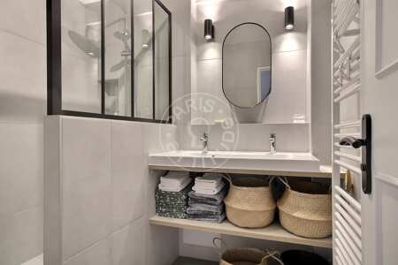 Casa de banho Apartamento mobilado - 63m²  - 2 quartos - Montsouris - Paris