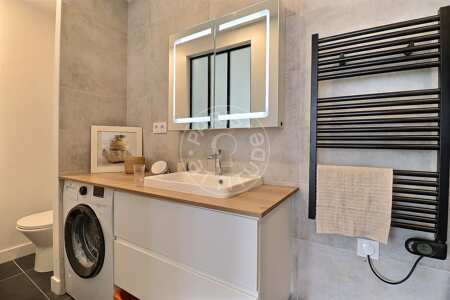 Casa de banho Apartamento mobilado - 38m²  - 1 quarto - Ledru-Rollin - Paris