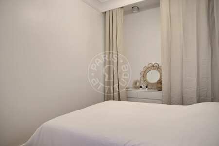 Camera da letto Appartamento arredato - 62m²  - 2 locali - Poissonnière - Parigi