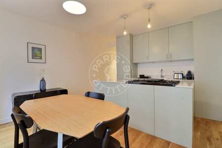 Salle à manger Appartement meublé - 77m²  - 2 chambres - Oberkampf - Paris