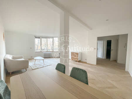 Living room Furnished apartment - 84m²  - 2 bedrooms - Champs-Elysées - Paris
