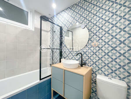 Salle de bain Studio alcove meublé - 37m²  - Champs-Elysées - Paris