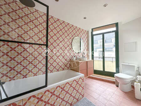 Casa de banho Studio mobilado - 44m² - Champs-Elysées - Paris