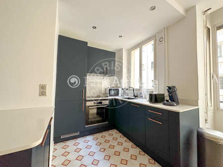 Kitchen Furnished studio alcove - 38m² - Champs-Elysées - Paris