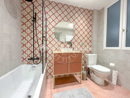 Salle de bain Studio alcove meublé - 39m²  - Champs-Elysées - Paris