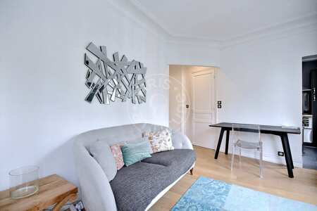 Sala Apartamento mobilado - 50m²  - 2 quartos - Sacré-Cœur - Paris