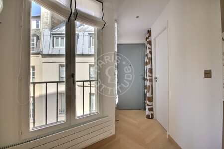 Entrada Apartamento mobilado - 42m²  - 1 quarto - Place Vendôme - Paris